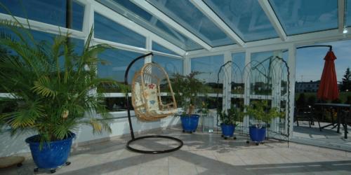 070 Wintergärten Glasdächer Glasoasen Terrassendächer Sonnenschutz Velden 
